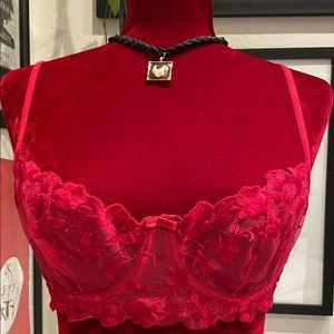 COPY - Vintage 1950s lace bra